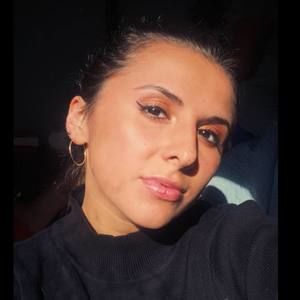 Meet your Posher, Teresa